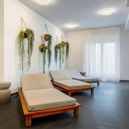Apartment A6 Pine Hill - Mit Großem Bad&großem überdachtem Balkon, Vom Wohn- Und Schlafzimmer Aus Begehbar *