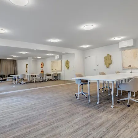 A6 Pine Hill - Mit Großem Bad&großem überdachtem Balkon, Vom Wohn- Und Schlafzimmer Aus Begehbar *