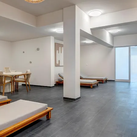 A6 Pine Hill - Mit Großem Bad&großem überdachtem Balkon, Vom Wohn- Und Schlafzimmer Aus Begehbar
